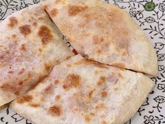羊肉沙葱饼-格日勒阿妈蒙古厨房(大召店)