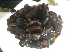 凉拌木耳-红钳侠小龙虾·烧烤(中赢康康谷店)