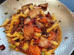 -老唐三下锅 ·张家界地标美食(溪布街店)