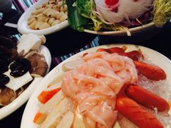 -重庆小天鹅自助火锅店(空港跨境店)