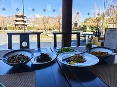 -丽江悦榕庄酒店-明月·雪山庭院餐厅