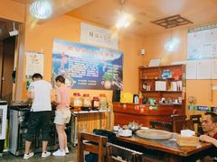 大堂-抚仙湖生态石锅鱼野生菌(告庄店)