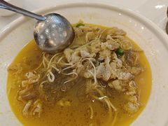 酸汤肥牛-东江渔村·古典园林·30年粤菜老字号(太和店)