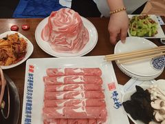 -楼外楼大刀肉传统火锅居(博学路店)