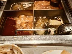 -海底捞火锅(高新万达店)