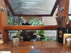 -银米·云南传统过桥米线(双廊黑金冠店)