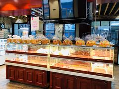 面包甜点陈列柜-老鼎丰(靖宇街总店)