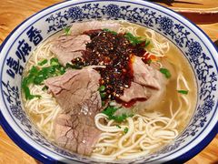 -嘻小北·兰州清汤牛肉面(太平洋森活天地店)