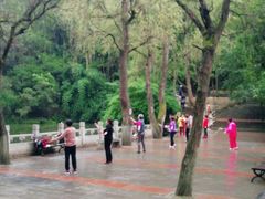 -黔灵山公园-南门售票处