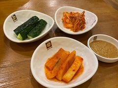 小菜-喇喇排骨火锅·传统韩式脊骨汤(望京西园总店)