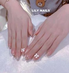 -LILY NAILS美甲美睫