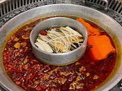 -晓宇重庆火锅(赛格国际购物中心店)