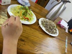 -溢心园香河肉饼总店