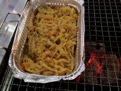 烤酸菜-马路牙子地桌烤肉(工体店)