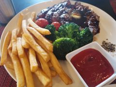 -WOLFGANG PUCK KITCHEN & BAR(迪士尼小镇店)