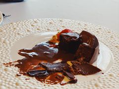 熔岩巧克力蛋糕-福楼法餐厅FLO