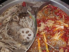 -沸炉重庆老火锅(军事博物馆店)