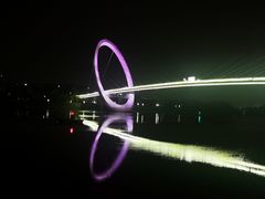 -南京眼步行桥