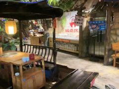 -城墙拐拐火锅(三峡广场黑金冠店)
