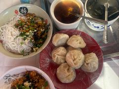 -高师傅特色米粉汤包(建设路店)