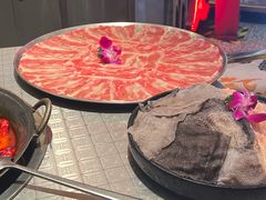 超大盘谷饲真肥牛-朱光玉火锅馆(龙阳广场店)