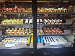 -半岛翡丽海鲜自助餐厅(观风亭店)