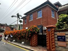 -溪岸路花鸟市场