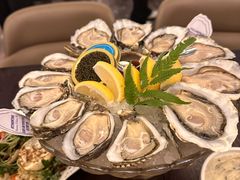-普朗姆生蚝牛排馆 The Plump Oyster(成都摩方购物中心店)