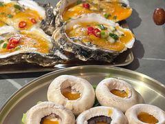 -围炉肉舍•炭烤活鳗•丹东海鲜烤肉(步行街店)