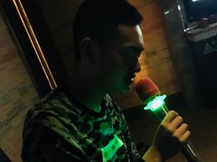 -欢乐迪KTV(南坪上海城店)