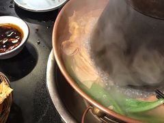 清汤-裕德孚·非遗手切涮羊肉(东直门内大街店)