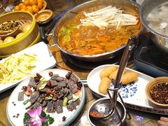-亮欢寨酸汤鱼(沙冲路店)