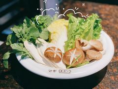 蔬菜拼盘-八合里牛肉火锅(深圳海德店)