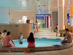 -涨巢·潮玩水疗局