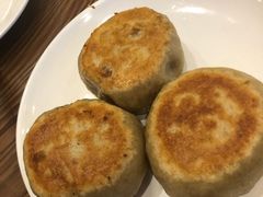 -清真吴记门钉肉饼·喜多利