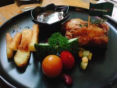 法式香煎鸡排配蜂蜜芥末薯条-MUSICIAN庙色唇(東山店)