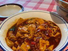 -笨豆腐居民楼菜馆•江西小炒(天津开发区店)