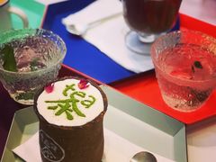 玫瑰大红袍奶盖-茶是一枝花泡茶店