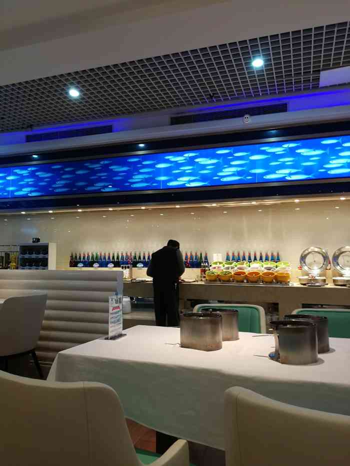 曼哈顿自助海鲜(百联滨江店)