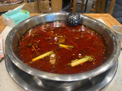 -肖肖酸萝卜鱼火锅(总店)