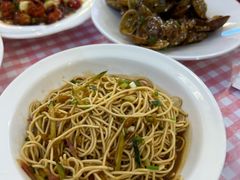 -捌贰虾蟹·江湖菜馆(江汉路店)