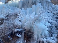 -大平台龙居瀑布旅游区