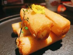 炸鲜奶-老头儿油爆虾·知味杭州(爱琴海购物中心)