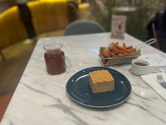 -théATRE CAKE 茶聚场(环球金融中心店)
