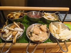 -一朵菌·野生菌探索家火锅(南亚店)