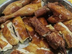 招牌特色果木炭烧鸡-华园农庄·特色炭烧鸡·北江河鲜