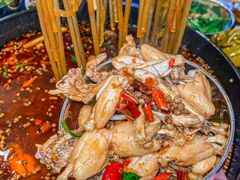 -鸿顺老铁锅美蛙鱼府(解放碑店)