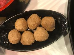 -鲜入围煮花胶鸡海鲜火锅