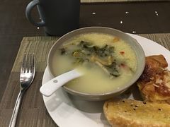 -飨食汇全日制餐厅·昆山皇冠假日酒店(九方店)