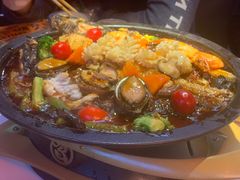 -鸣记脆皮烤鱼·海鲜烤鱼(三八广场店)